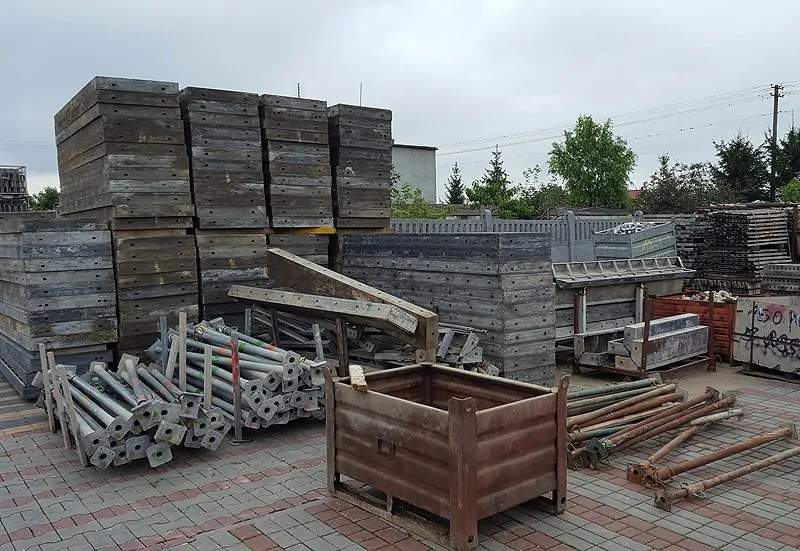Szalunki ścienne